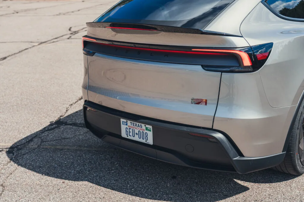 Tesla Model Y L
