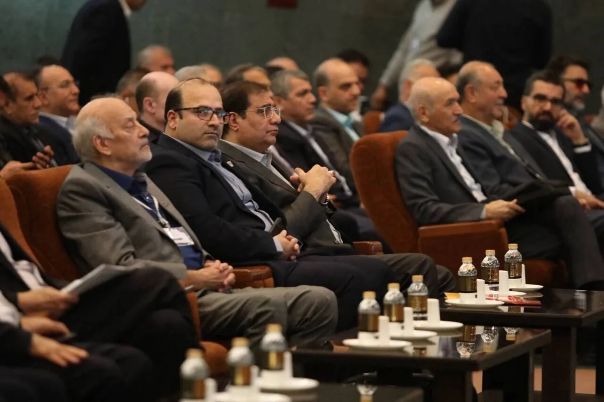 همراه با فولاد خوزستان در سمپوزیوم فولاد ۱۴۰۵
