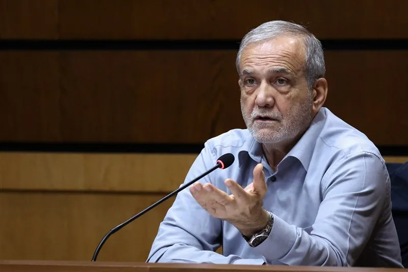 پزشکیان: وقت عبور از نظریهپردازی و تبدیل راهکارهای بهرهوری به اجراست