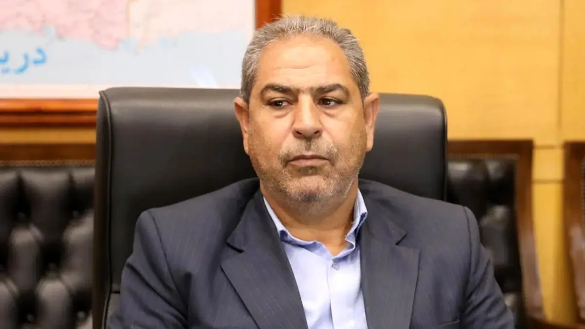 معلمان در برخورد با دانشآموزان متخلف خویشتنداری داشته باشند