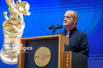 پزشکیان: پذیرفتنی نیست که تصور کنیم در عرصه خودروسازی از دیگر کشورها عقب ماندهایم و برای جبران فاصله موجود اقدامی نکنیم