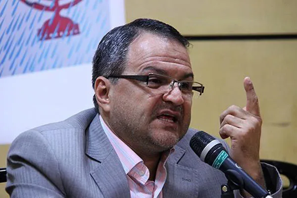 مقیسه: زبان تاجیکیفارسی باید در اسناد سازمان ملل جای بگیرد