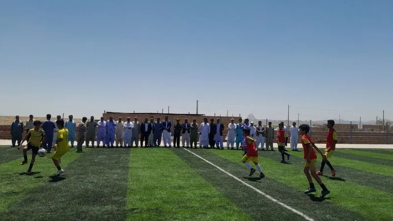 نوزدهمین زمین چمن شهرستان خاش در روستای «کلکلی» به بهره‌برداری رسید