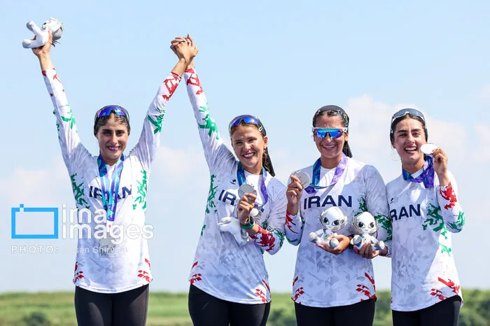 شادی: مدال طلای مجلل از دو مدال خودم ارزشمندتر بود/ نمی‌دانستم از اشک‌هایم فیلم می‌گیرند