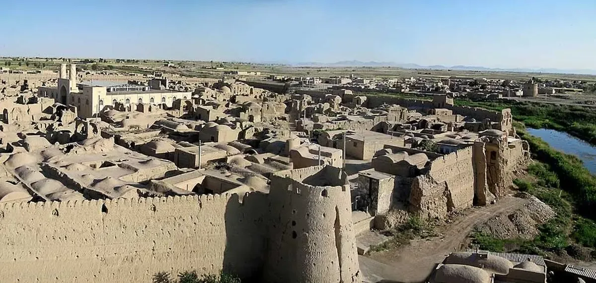 زیدآبادی از «حال و روز دومین بنای بزرگ ایران» نوشت: آدم را از فرط خشم به مرز فغان و زاری میرسد