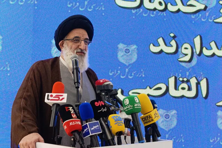 امامان جمعه البرز: محدودیت حجاب در آذربایجان باید پیگیری شود