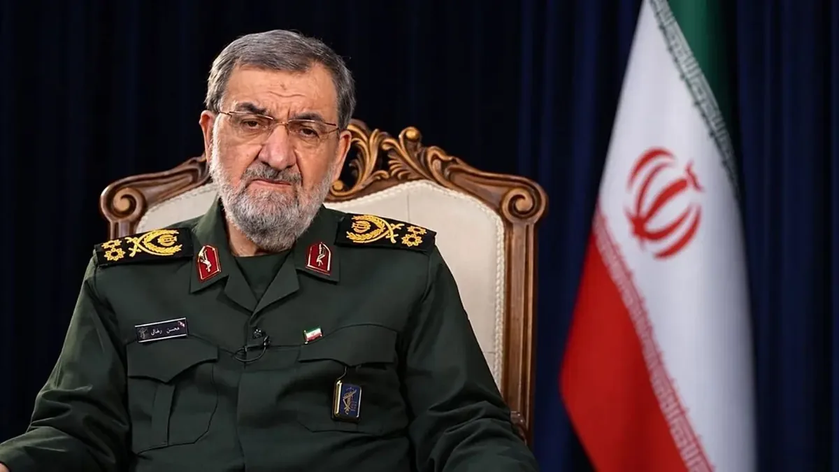 محسن رضایی: حلاوت نمازی که در دیدار اخیر به امامت رهبری نصیبم شد را فراموش نمیکنم