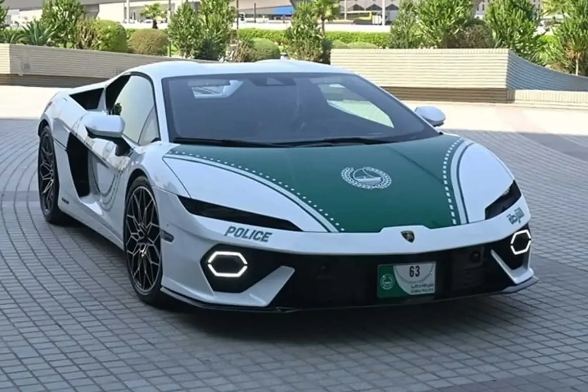 لامبورگینی تمراریو به ناوگان پلیس دبی اضافه شد