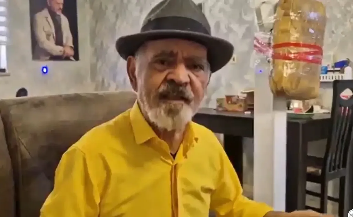من هر وقت بمیرم، خودم به شما خبر میدهم! برای چند مشت فالوئر و لایک