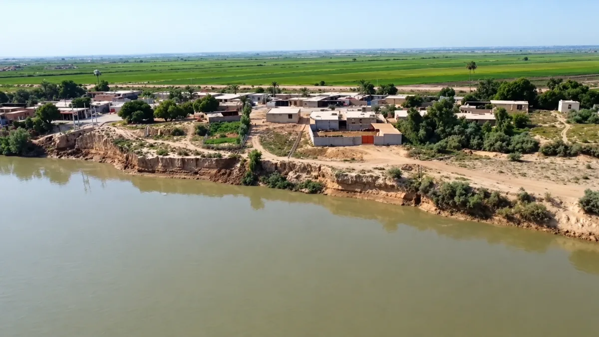 روستای نشار در شعیبیه؛ دیوارهای که هر لحظه ممکن است فرو بریزد
