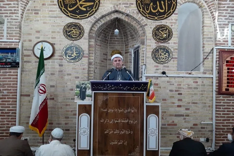 امام جمعه مهاباد: فداکاری پرستاران بهویژه در جنگ اخیر ستودنی است