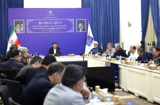 وزیر ارتباطات: در دوران جنگ معادل ۲۷۰۰ میلیارد تومان از پیامرسانهای داخلی حمایت کردیم