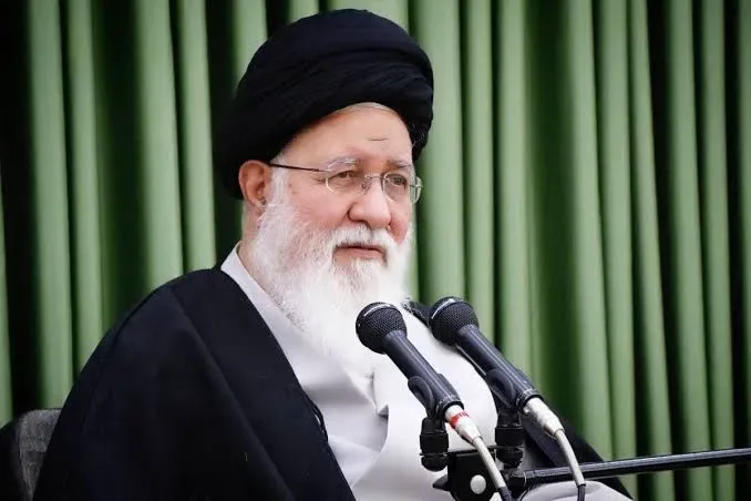 علمالهدی: تنها استقامت رهبری کافی نیست، مردم هم باید استقامت بکنند