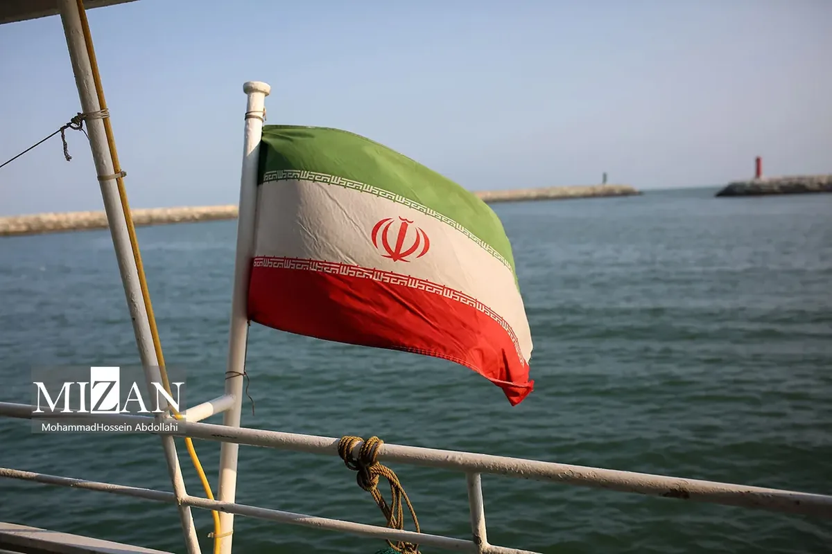 مقام آگاه: تردد شناورهای متخلف در تنگه هرمز بهطور کامل متوقف شد