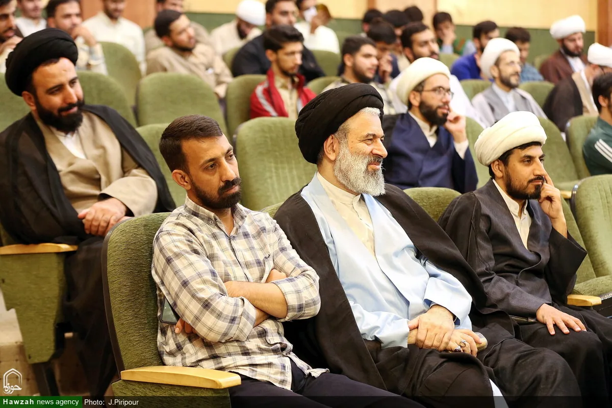 فعالیت‌های تشکیلاتی نباید جایگزین تحصیل و پژوهش شود