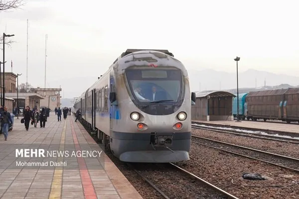 ۲۵ مرکز فروش بلیت قطار بهدلیل تخلف تعلیق شدند