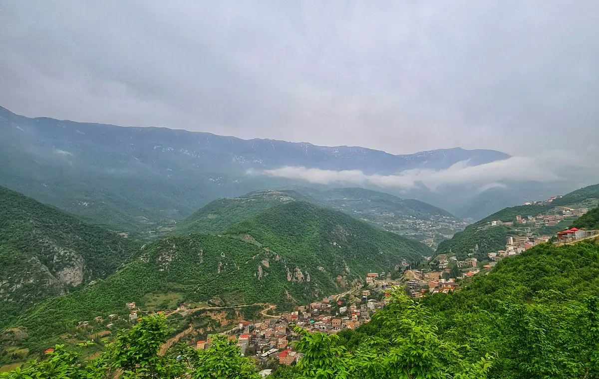 روستای زیارت و دیدنی‌های آن
