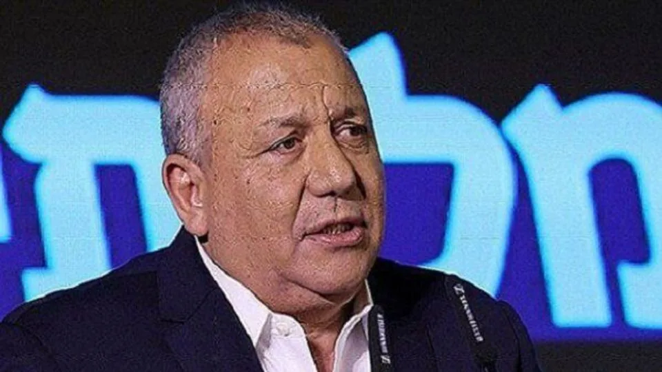 آیزنکوت: فورا برای کنار زدن کابینه نتانیاهو اقدام میکنم