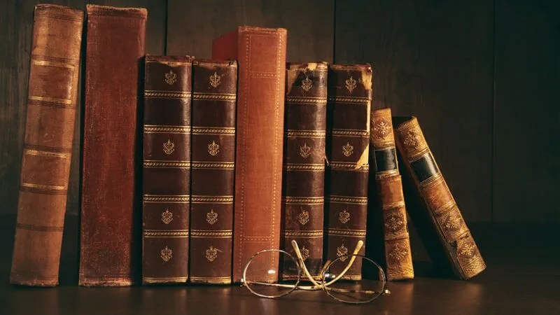 «رومن کرزناریک» در تاریخ مانند «آلن دوباتن» در فلسفه است
