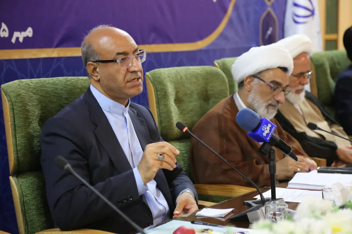 کتابخانه مرکزی و بنیاد ایرانشناسی مطالبات فرهنگی کرمانشاه است