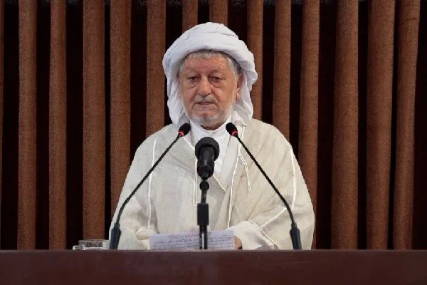 امام جمعه پاوه: مواضع متناقض آمریکا قابل اتکا نیست