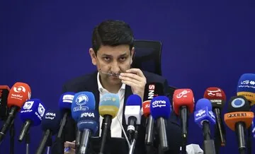 وزیر ارتباطات: اگر به سمت مسدودسازی برویم، باید هوش مصنوعی را فراموش کنیم / بخش عمده مشکلات سایبری به فیلترشکنها برمیگردد