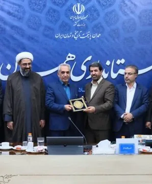 معاون سیاسی، امنیتی و اجتماعی استانداری همدان تغییر کرد؛مجید درویشی فرماندار همدان بهعنوان سرپرست جدید معرفی شد