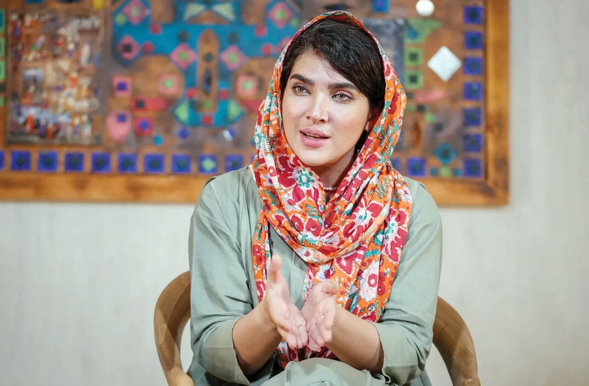 سارا رسول زاده