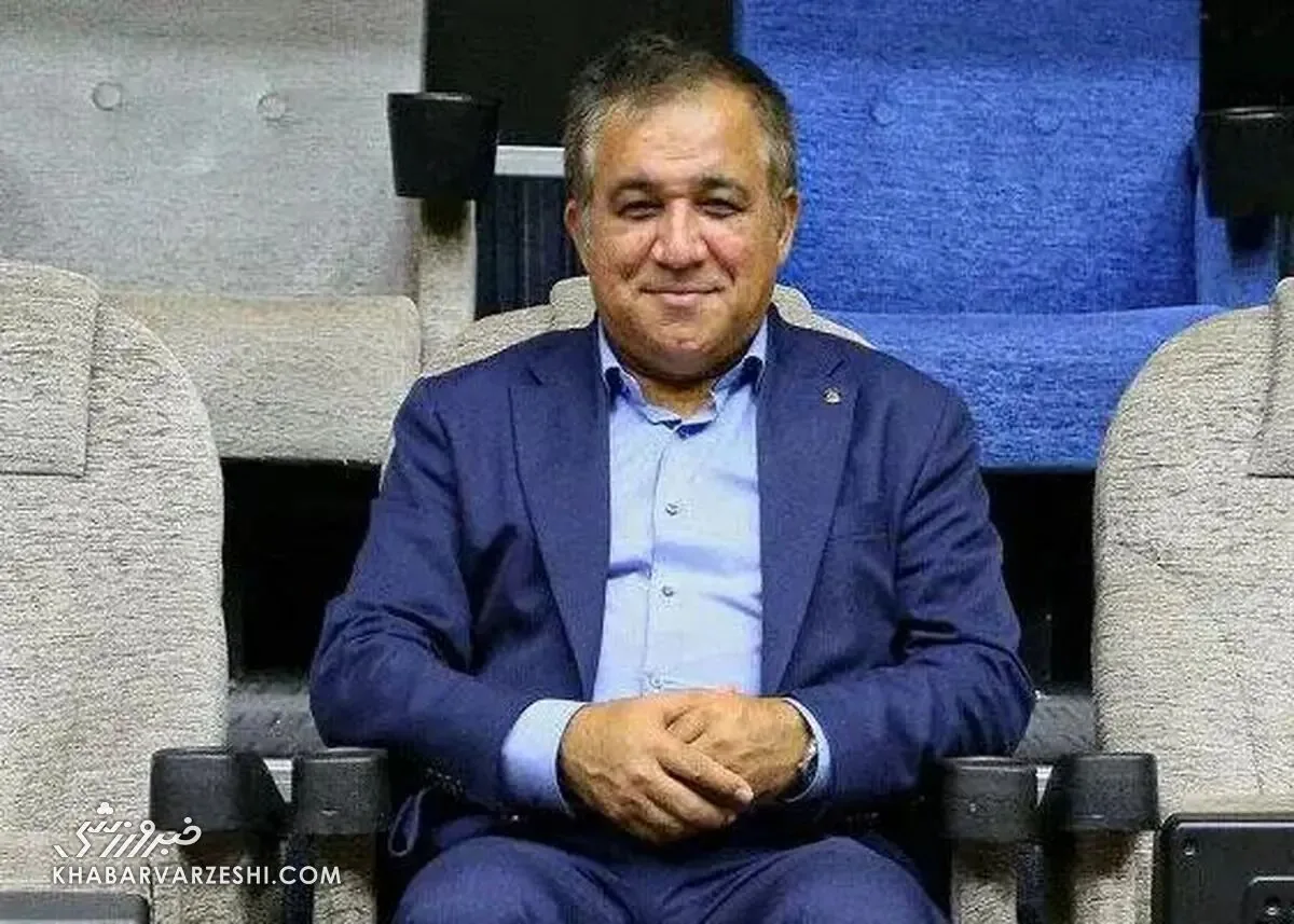 پست معنادار تاجرنیا وسط شرایط طوفانی استقلال