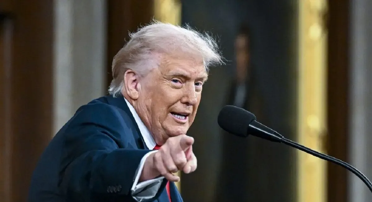 ترامپ: مهاجران کنترل فرانسه را به دست گرفتهاند