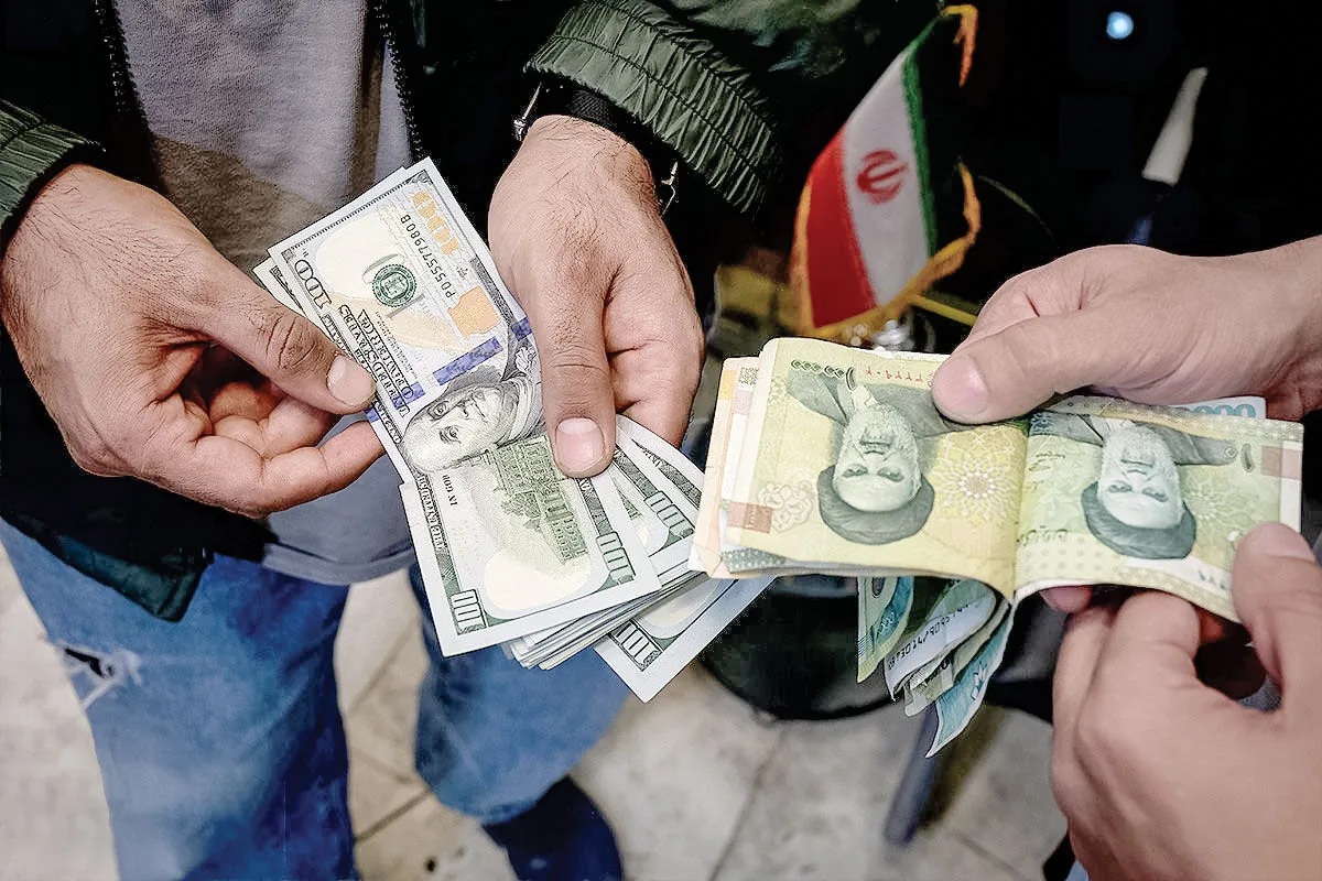 قیمت دلار امروز ۲۷ مهر ۱۴۰۵؛ دلار آزاد به ۲۶۲ هزار و ۸۰۰ تومان رسید