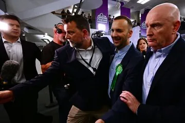 فشار سنگین بر رهبر سبزهای انگلیس پس از معادل دانستن صهیونیسم با نژادپرستی / زک پولانسکی کنارهگیری میکند؟