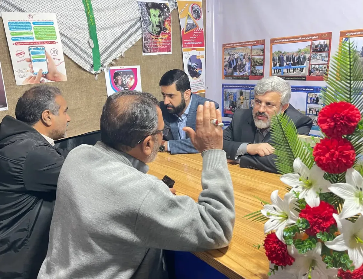 ملاقات مردمی شبانه رئیس کل دادگستری گلستان در نمایشگاه «روایت دادگستر»