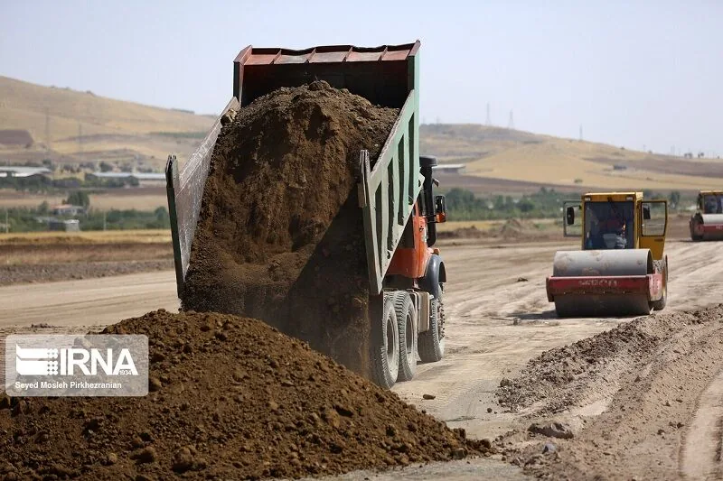 اجرای ۳۲۰ هزار میلیارد ریال طرح زیرساختی حملونقل در خوزستان