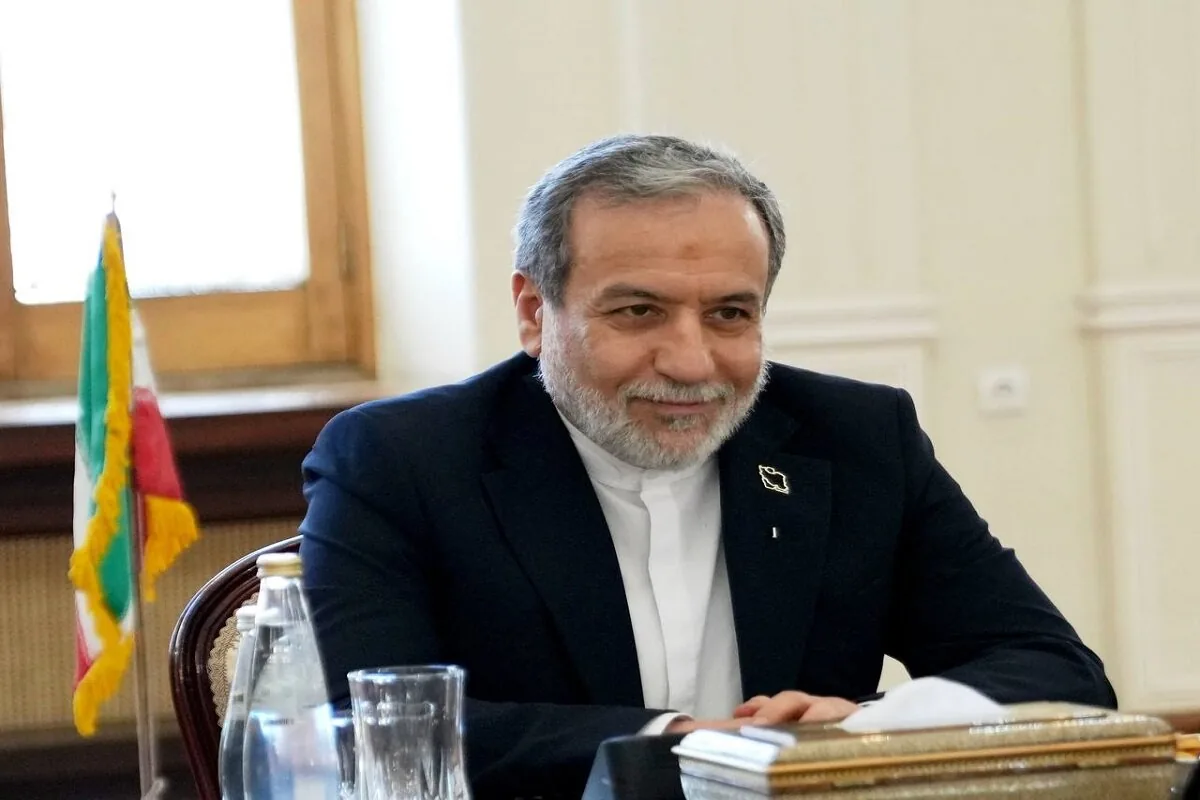 عراقچی: ایران بههیچوجه تسلیم نخواهد شد