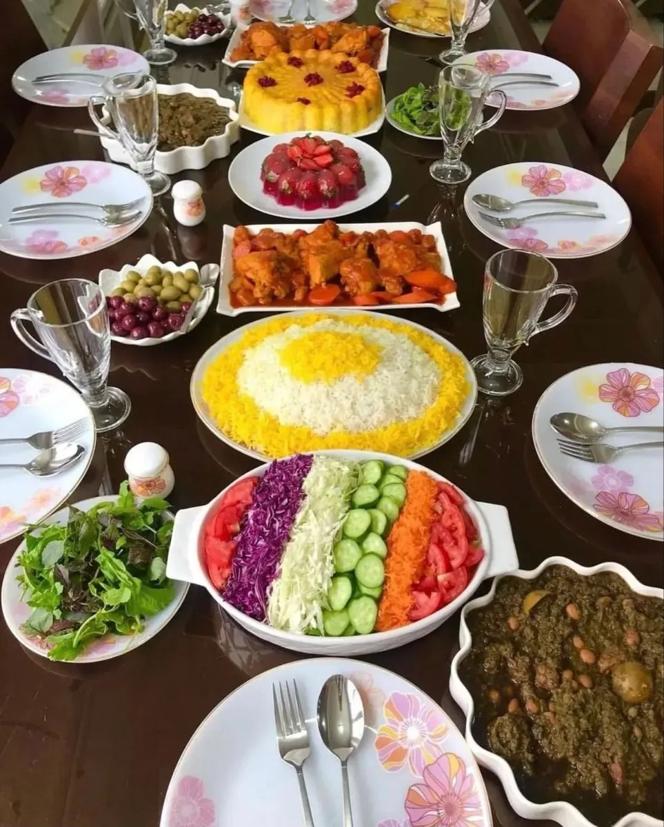 تزیین میز غذا ایرانی