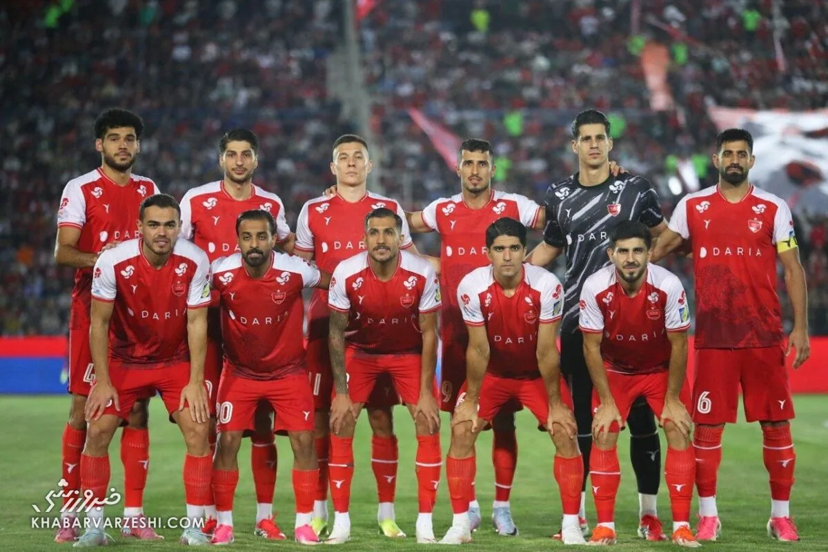 پوستر پرسپولیس برای بازی با صنعت نفت؛ به یاد هواداران کوچک تیم +عکس