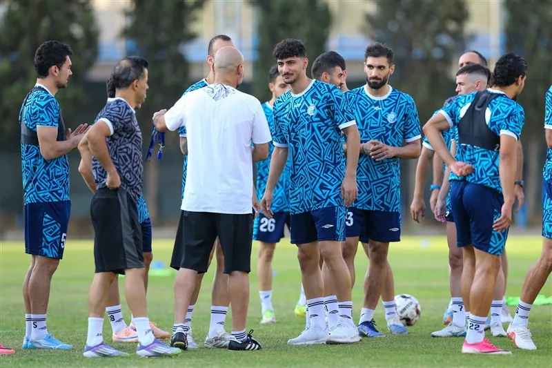 سه مصدوم استقلال به بازی با گلگهر رسیدند