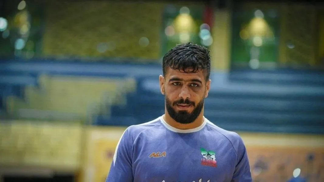 صعود مقتدرانه امیرحسین فیروزپور به یکچهارم نهایی کشتی آزاد قهرمانی جهان/ پیروزی ۱۲ بر یک مقابل حریف قرقیزستانی
