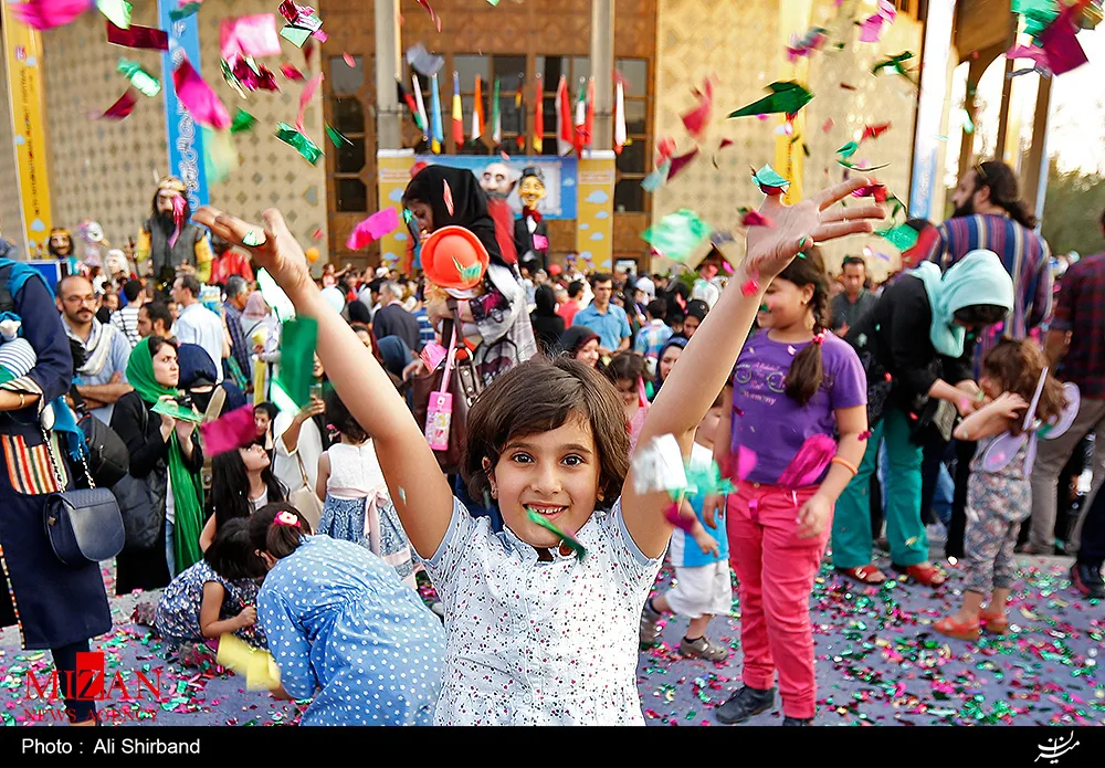 عروسک‌ها فیاد می‌زنند...