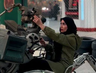 آموزش زنان جانفدا در کارگاه پدافند هوایی میدان هفت تیر تهران + تصویر