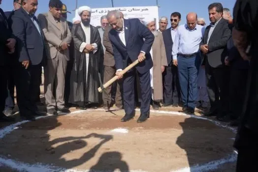 برگزاری مراسم کلنگزنی احداث هنرستان شهید کاظمی و زمین ورزشی در شهر اسدیه با حضور وزیر آموزش و پرورش