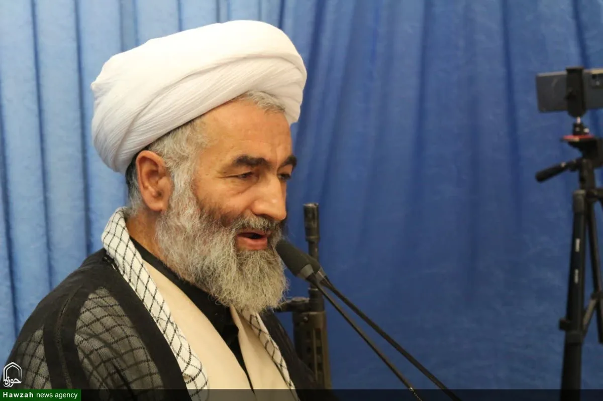 ایمان راسخ به خداوند، زمینهساز سعادت دنیا و آخرت است