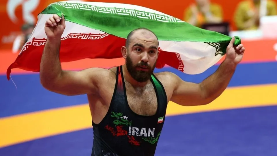 امیرحسین زارع قهرمان سنگین وزن جهان شد/ دو طلای کشتی آزاد ایران در روز دوم