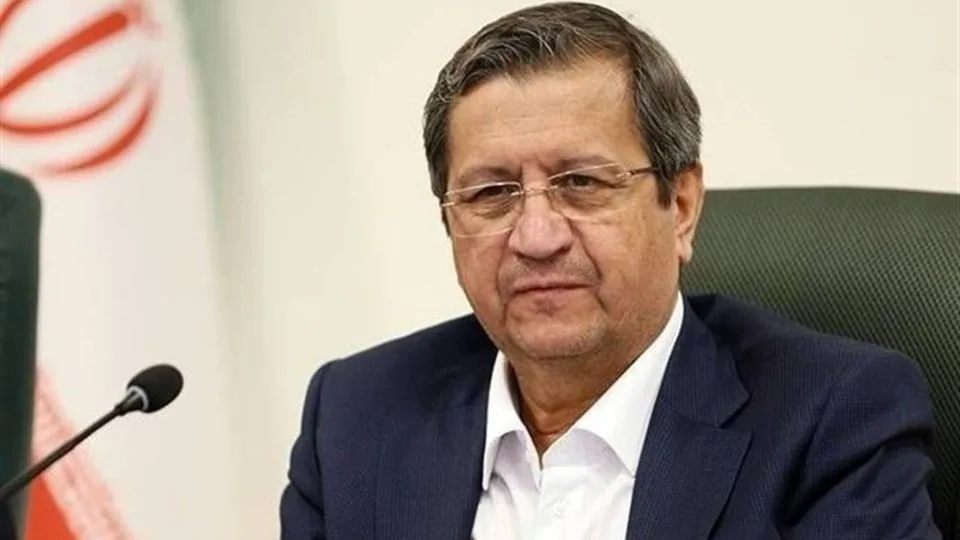 همتی: برای واردات تا پایان دولت ترامپ و حتی بیشتر ذخیره ارزی داریم