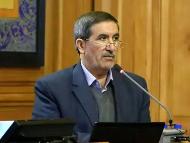 امانی، عضو شورای شهر: سلب اختیارات شهرداران مناطق، یکی از عوامل اصلی آسیب دیدن و خشک شدن درختان بوده/ امیدواریم تصمیماتی که به خشک شدن بوستانهای سرخه حصار و چیتگر منجر شده، در سایر بوستانهای پایتخت تکرار نشود