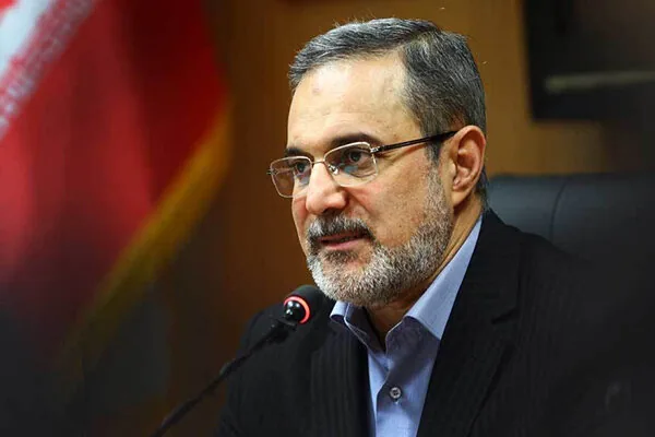 انتقاد بطحایی از رویکرد سنتی آموزش