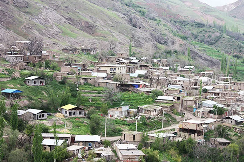۵۰ نفر نیروی جدید کار خود را در دهیاریهای هرمزگان آغاز کردند