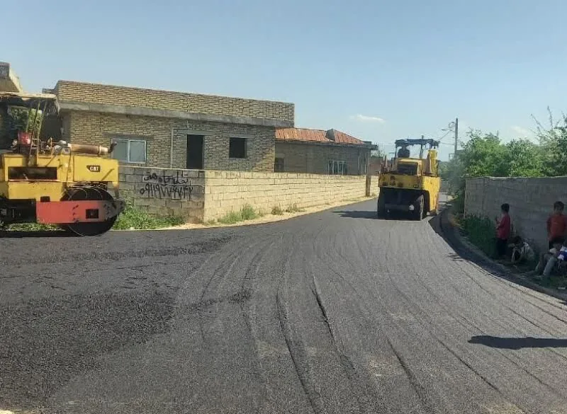 آسفالتریزی معابر ۲۶۱ روستای آذربایجانشرقی