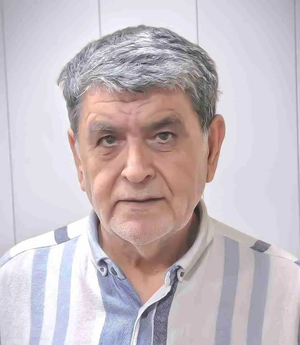 سردار آزمون در شوک تلخ/ خانواده مهاجم ایرانی عزادار شد